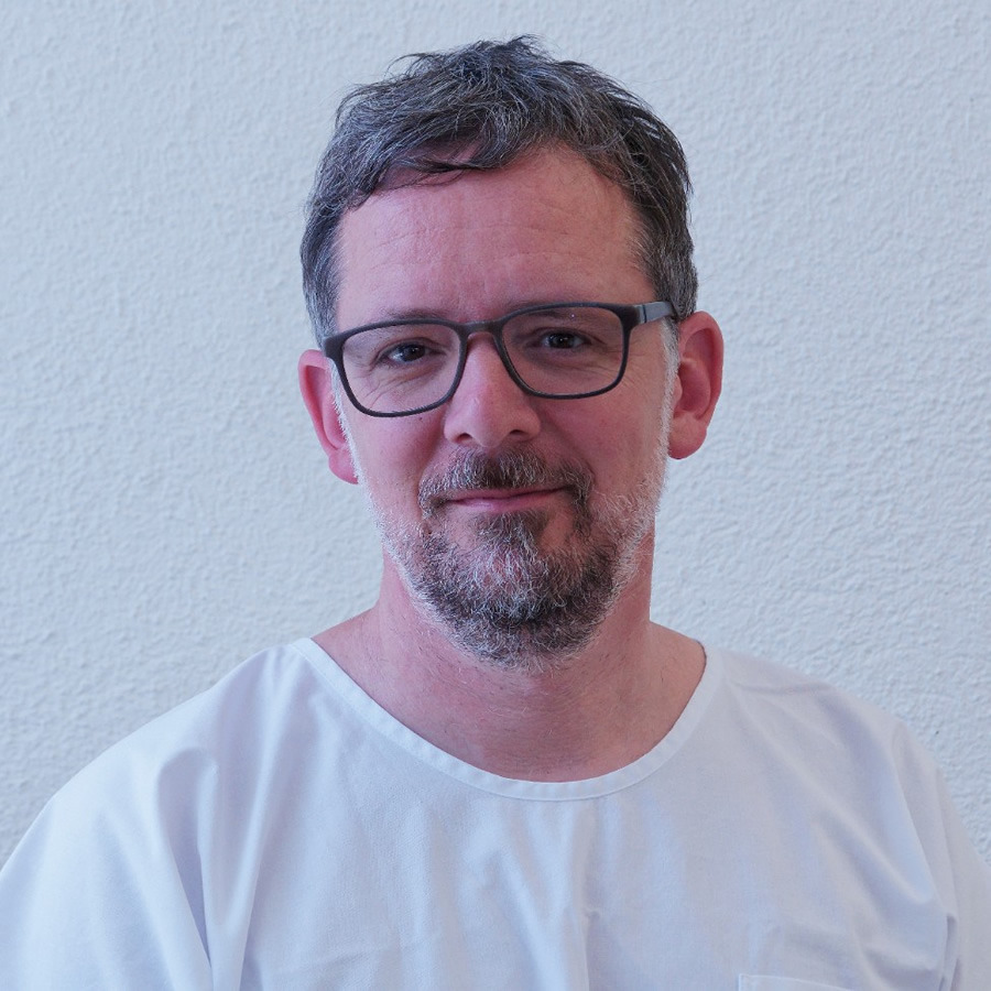 Dr. med. Roland Büchel